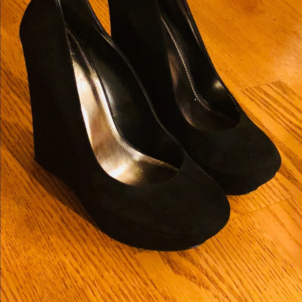 Bakers suede shoes